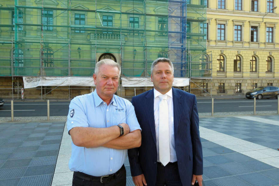 In letzter Instanz erfolgreich: Tankstellen-Pächter André Engelhardt (l.), hier mit seinem Anwalt Curt-Matthias Engel, erstritt vorm OLG von der Volksbank Schadenersatz.