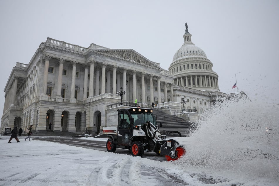 Winter Storm Blair blanketed Washington DC and several eastern states in snow on Monday, amid freezing temperatures and icy conditions.