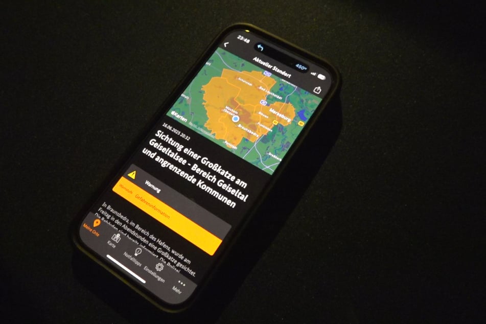 Über die Warn-App Nina informierten die Behörden über die Sichtung.