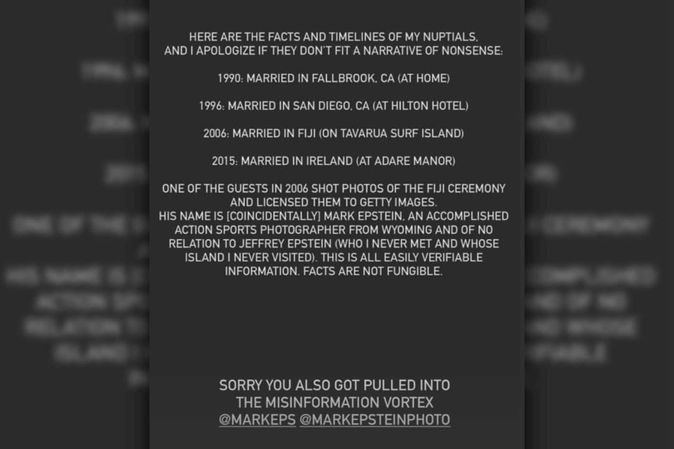 Tony Hawk (57) hat in seiner Instagram-Story Stellung zu falschen Epstein-Gerüchten bezogen.