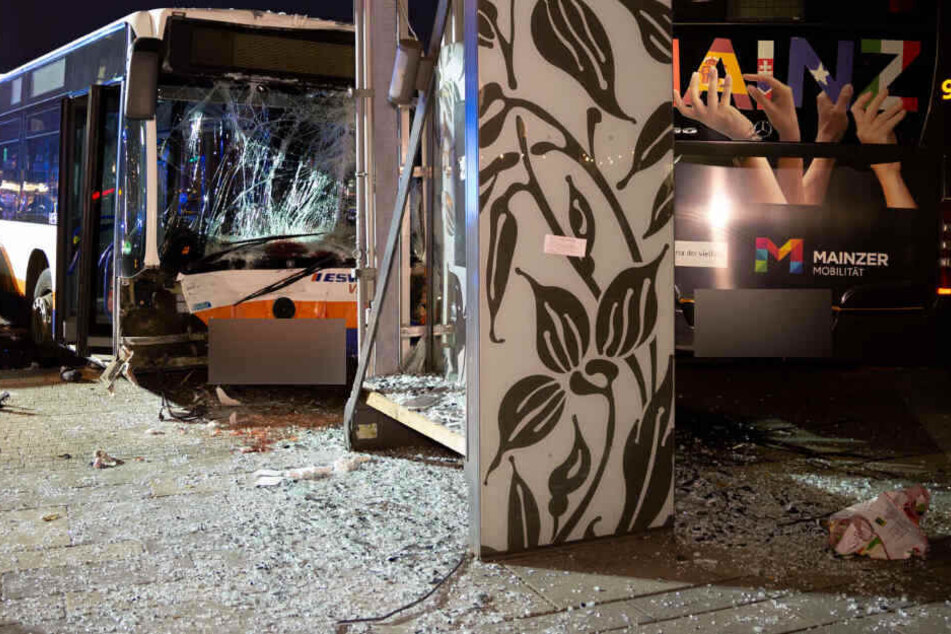 In Wiesbaden kam es am Donnerstagabend zu einem verhängnisvollen Unfall.