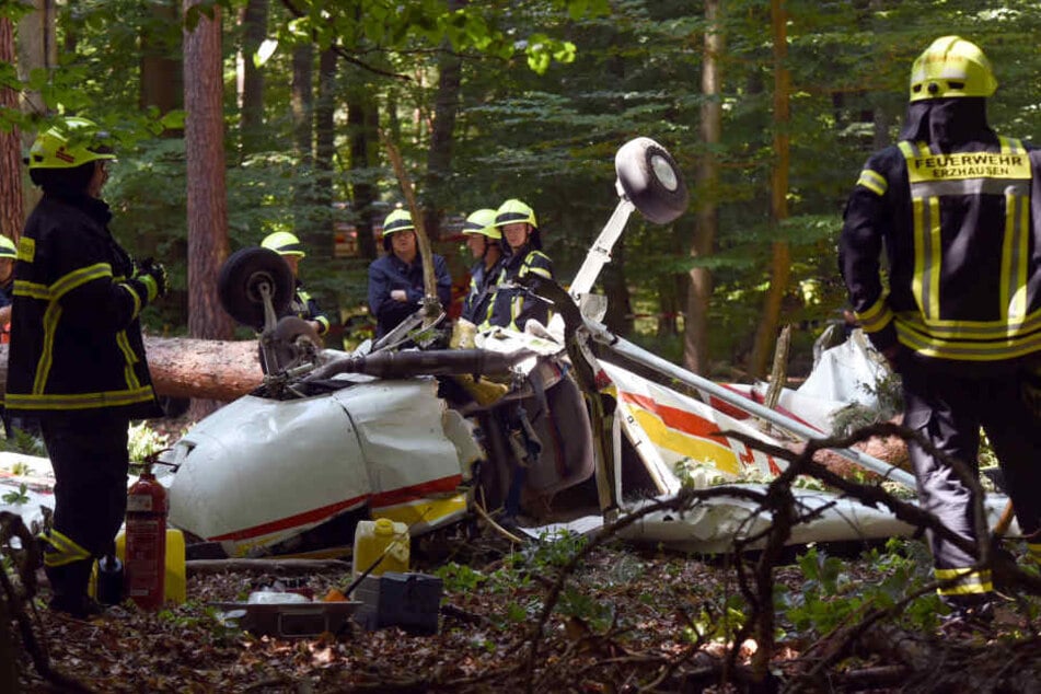Die Pilotin überlebte schwer verletzt.