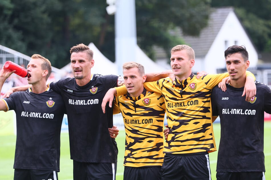 Häuptlinge unter sich (v.l.n.r.): Lukas Boeder, Stefan Kutschke, Niklas Hauptmann, Christoph Daferner, Claudio Kammerknecht. Bis auf Daferner gehören alle dem Mannschaftsrat an. (Archivbild).