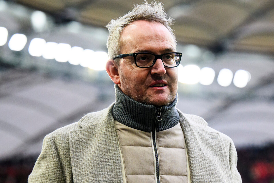 VfB-Vorstandschef Alexander Wehrle (48) griff die Verantwortlichen des VfL Bochum nach dem Fahnen-Eklat verbal an.