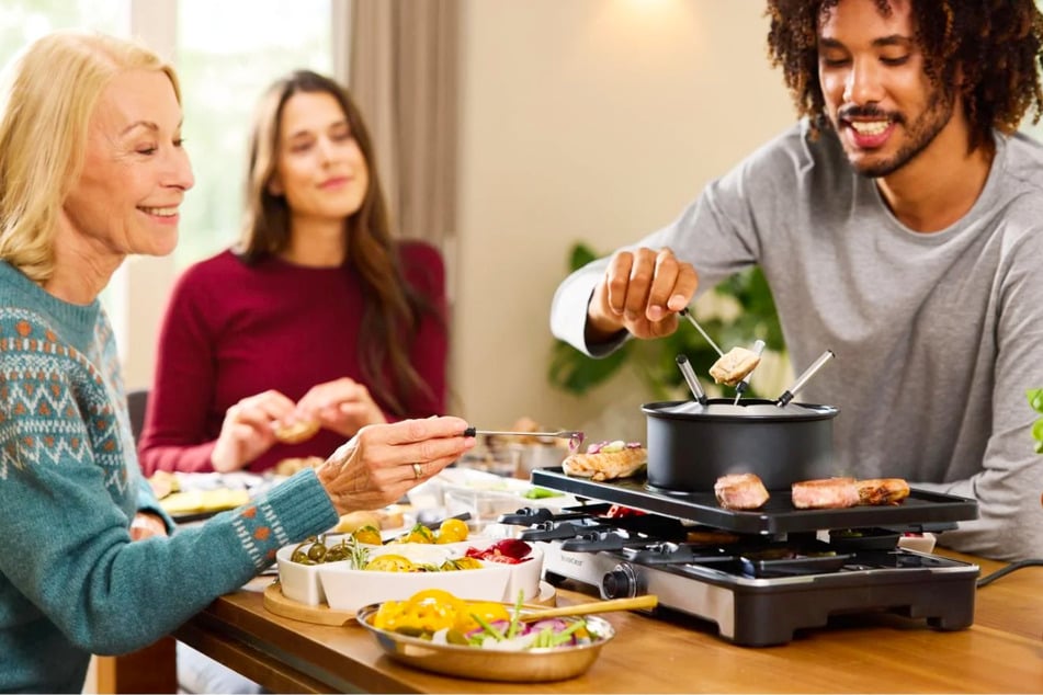 Bei Lidl gibt's ab Donnerstag (12.12.) tolle Raclette- und Fonduesets