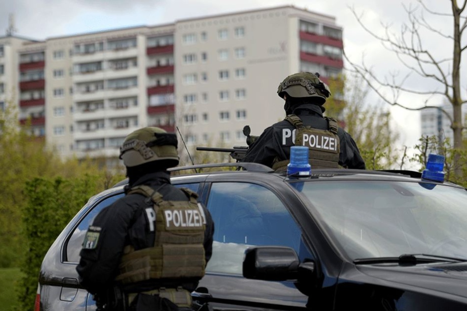 Auch die Eröffnung der IGA in Berlin wurde von schwer bewaffneten Polizisten bewacht.