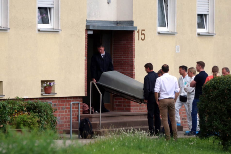Ein Bekannter entdeckte die Leiche der Frau (Symbolfoto).