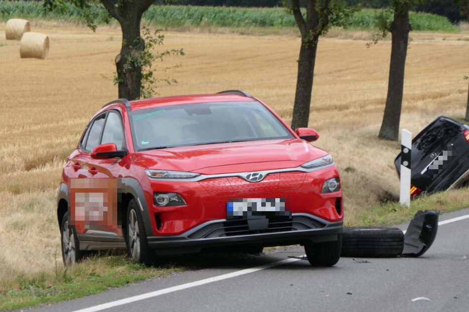 Gegen diesen Hyundai ist der Unfallverursacher auch gestoßen.