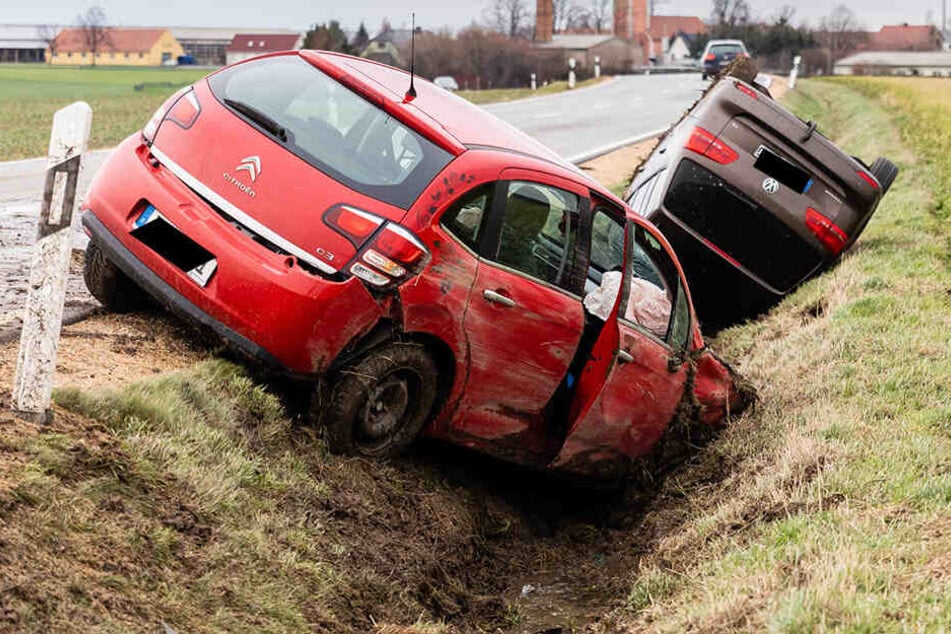 Ein Citroen und ein VW waren in den Unfall verwickelt.