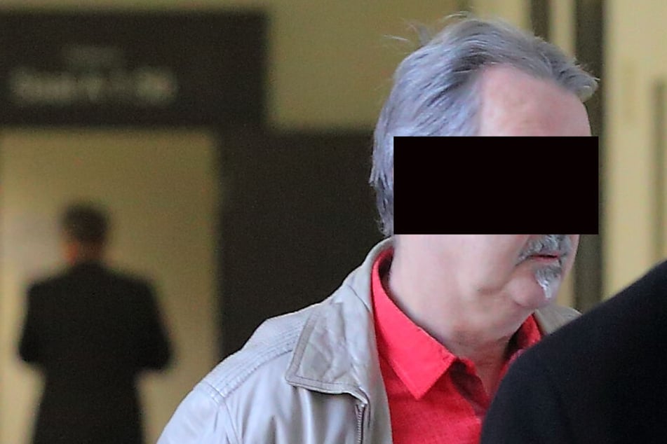 Sieghard F. (63) muss die nächsten drei Jahre laufen. So lange bleibt der Führerschein entzogen.