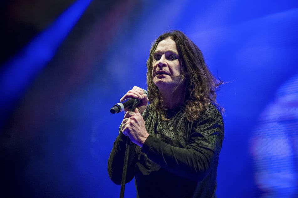 Ozzy Osbourne (†76) biss auf Tour einer Fledermaus den Kopf ab - damit wurde er weltberühmt.