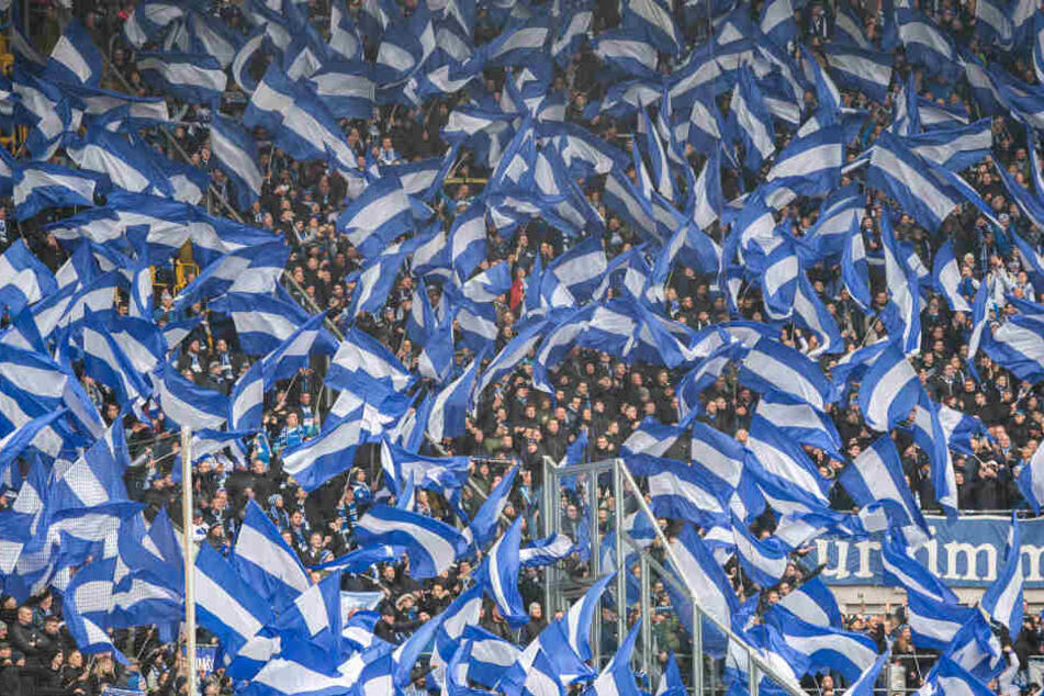 Bis Fans und Spieler wieder gemeinsam im Stadion sind, wird es wohl noch dauern. (Archivbild)