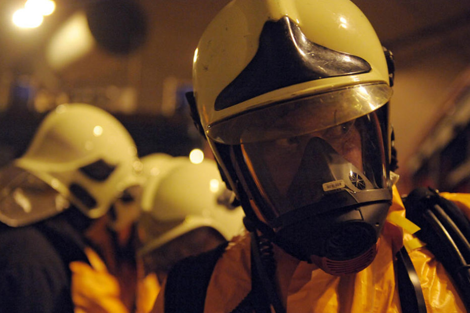 Am Mittwoch untersuchte die Feuerwehr einen radioaktiven Gegenstand. (Symbolbild)