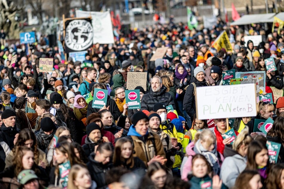 In Berlin und viele anderen Städten in Deutschland startet Fridays for Future eine neue Offensive.