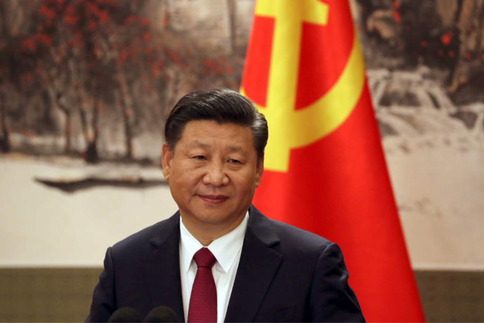 Staats- und Parteichef Xi Jinping, aufgenommen bei der Vorstellung des Ständigen Ausschusses des Politbüros in der Großen Halle des Volkes.