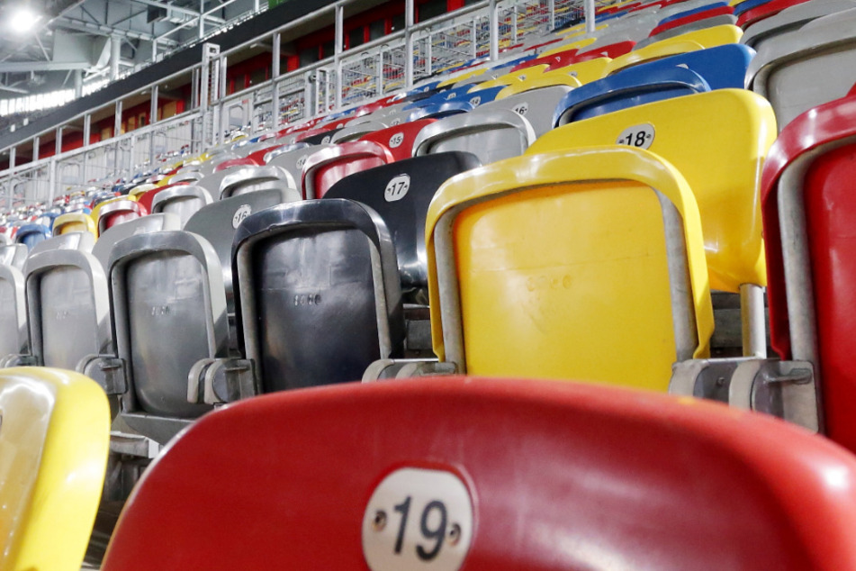 Deutschlandweit sind etwa 140.000 Amateur-Teams betroffen. (Archiv)