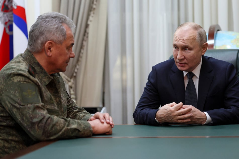 Wladimir Putin (70) erfährt wie die Gefechtslage in der Ukraine einzuschätzen ist.