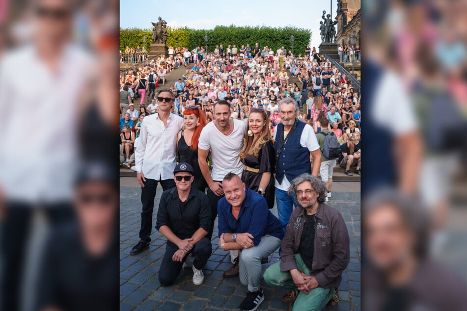 "Sascha Aust &amp; Friends" rockten 2025 die Stadtfestbühne auf dem Schlossplatz.
