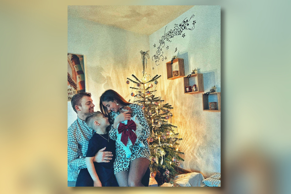 Stolze Sarah Engels (29): Gemeinsam mit ihrer kleinen Familie konnte sie das Weihnachtsfest genießen.