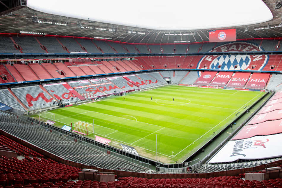 Maximal 20.000 Fans sollen ab der kommenden Saison die Spiele des FC Bayerns im Stadion sehen können. Mehr als bei allen anderen bayerischen Vereinen. (Archiv)