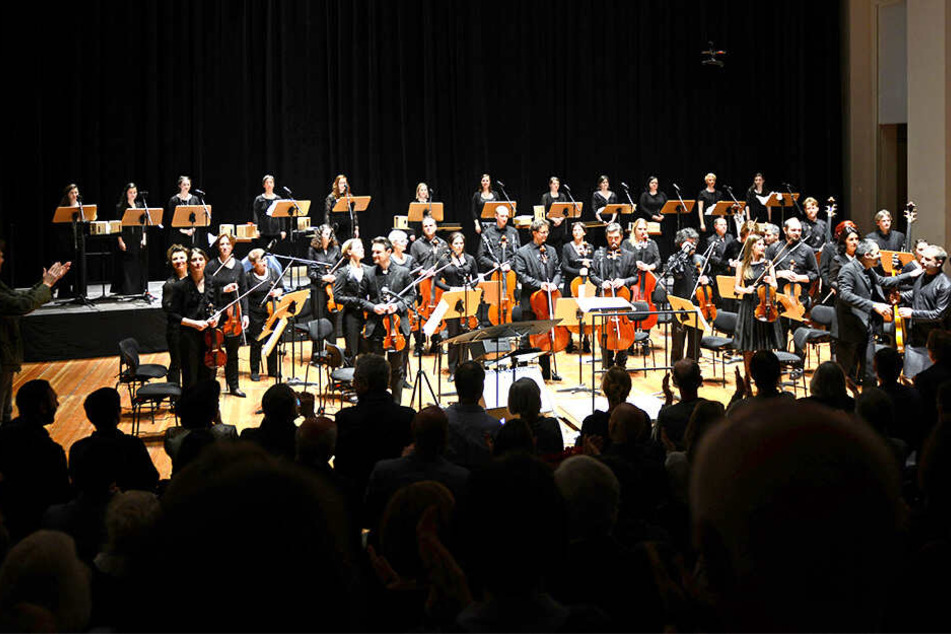 Zahlreiche Orchester in Sachsen können sich über Lohnzuwächse freuen. Im Bild die Dresdner Sinfoniker, die von der Kunst- und Kulturförderung des Landes profitieren, die ebenfalls mehr Geld erhält.