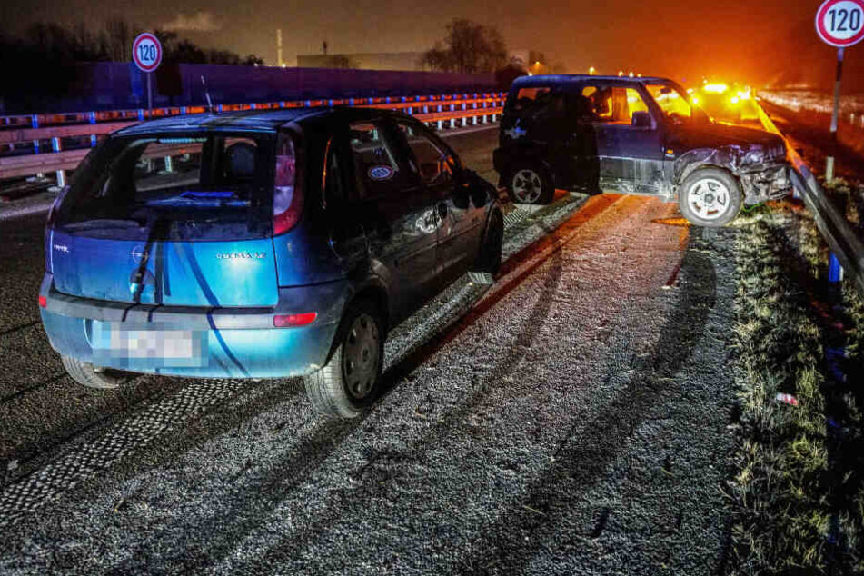 Auf der B10 bei Ebersbach rutschten mehrere Fahrzeuge an fast derselben Stelle aus.