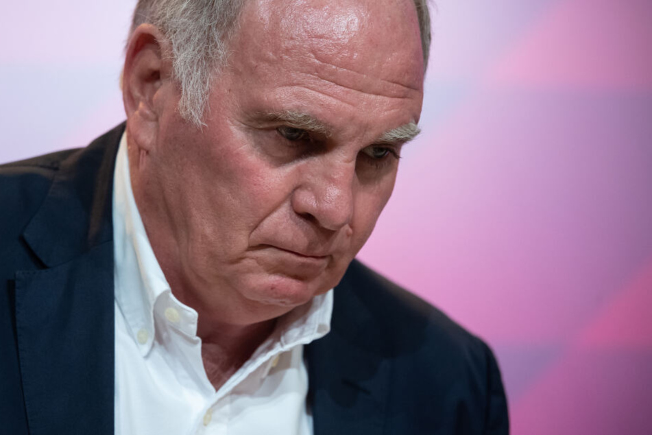 Uli Hoeneß, Präsident FC Bayern München, hatte die Debatte um die Nationaltorhüterauswahl mit scharfen Kommentaren befeuert. (Archivbild)