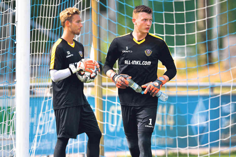 Markus Schubert (r.) oder Tim Boss - wer von beiden zum Liga-Auftakt den Dresdener Kasten hüten wird, steht noch nicht fest.