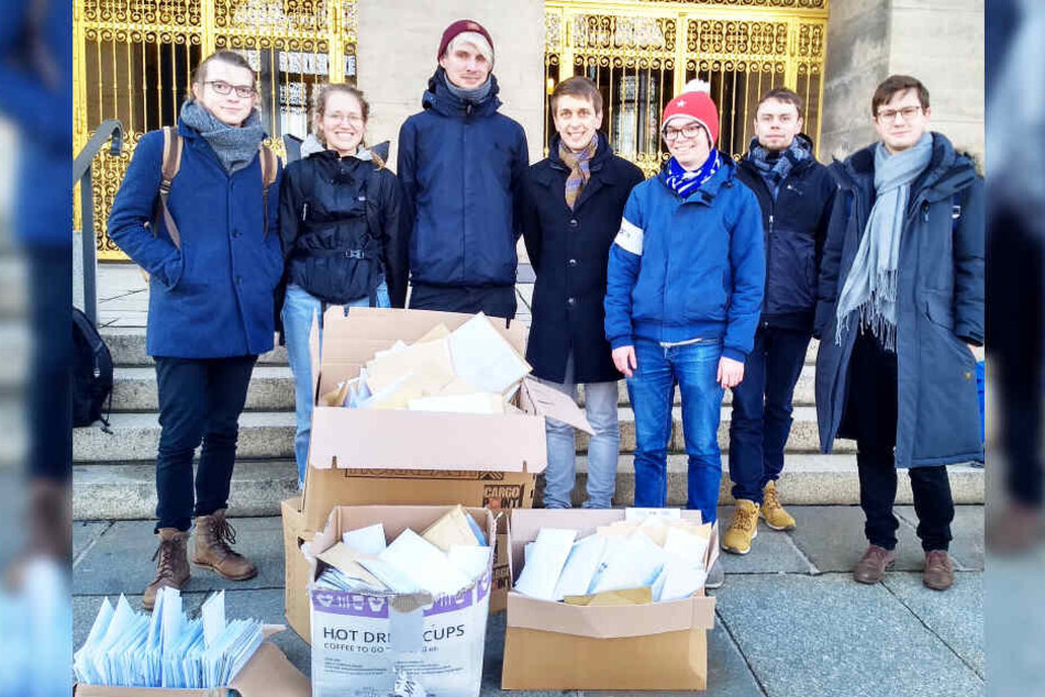 Die Studenten wehren sich gegen den Wegfall der Umzugsbeihilfe. Fast 1300 Anträge wurden auf einmal abgegeben.