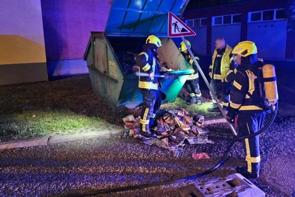 Die Einsatzkräfte konnten die Brände schnell löschen.