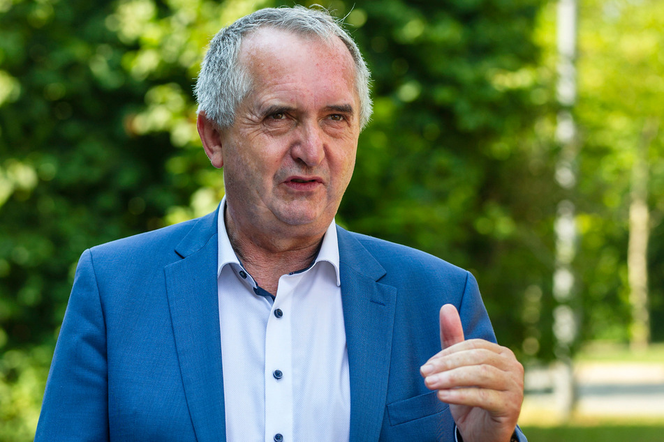 Regionalminister Thomas Schmidt (60, CDU).