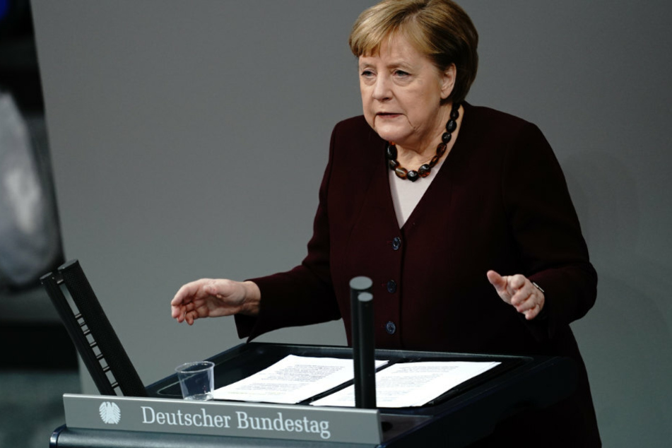 Bundeskanzlerin Angela Merkel (66, CDU) gibt im Bundestag eine Regierungserklärung zur Bewältigung der Corona-Pandemie ab.