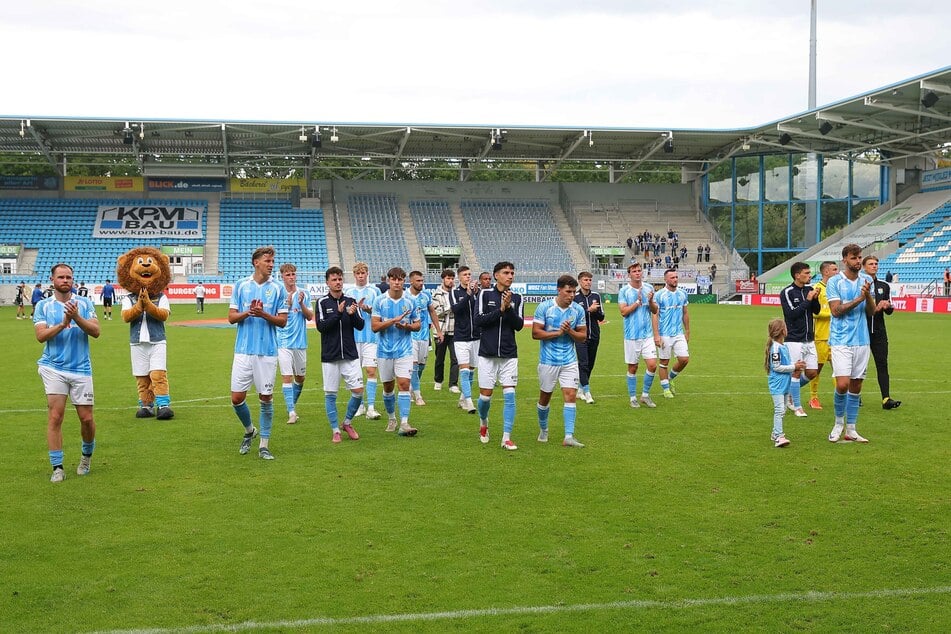 Trotz der 2:4-Niederlage gegen die Zweite aus Magdeburg gab es Applaus von den Rängen. Das wollen die Profis am Mittwoch ihren Fans zurückgeben und bei Lok Zählbares mitnehmen.