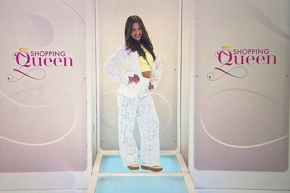 Mit diesem Look begeistert Melissa (31) alle und holt sich starke 37 Punkte.