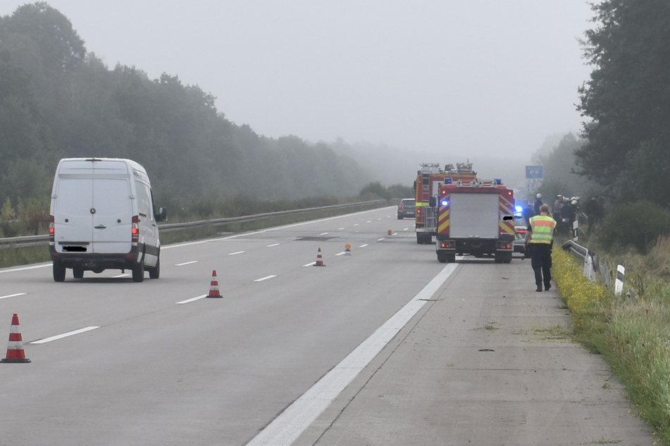 Auf der A2 musste am Sonntagmorgen zeitweise eine Spur gesperrt werden.