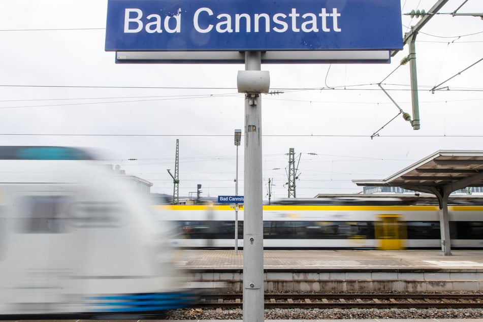 Aus süddeutschen Regionen sollt Ihr dann weitaus zügiger nach Ostfrankreich mit dem Zug reisen können. Bis dahin muss die Strecke aber noch auf Vordermann gebracht werden.