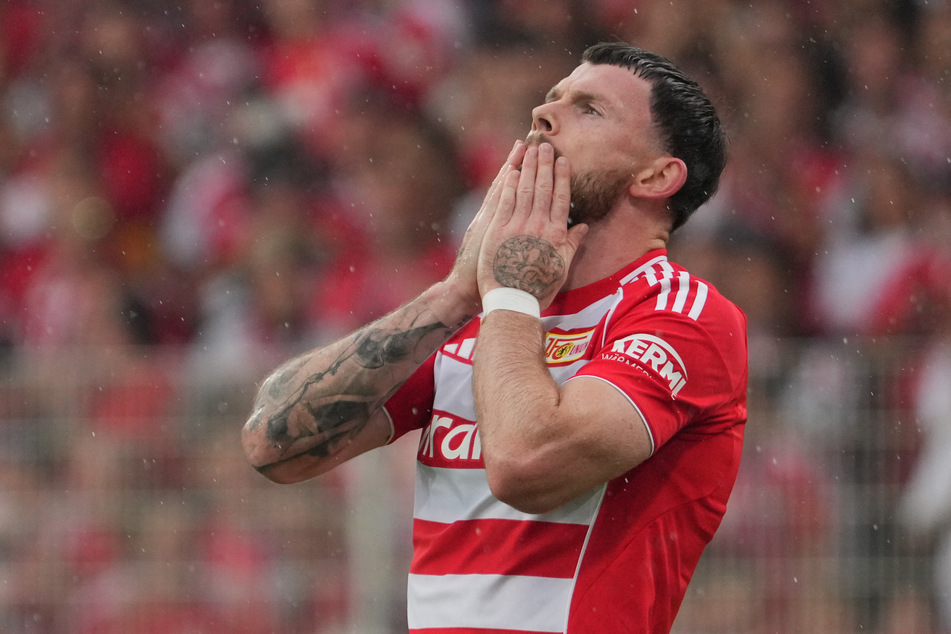 Neuzugang Oliver Burke stand erstmals in der Startelf.