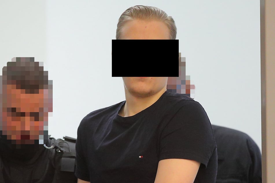 Der mutmaßliche Rädelsführer Jörg S. (24) erklärte gestern seine Version vor Gericht.