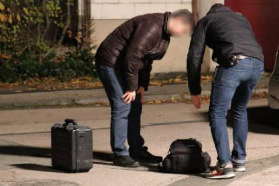 Spurensuche am Tatort. Spezialkräfte konnten bereits am nächsten Tag einen Tatverdächtiger festnehmen.