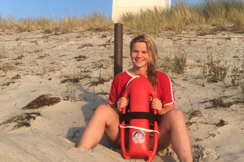 Lia Söder (21) von der Kreiswasserwacht Dresden.
