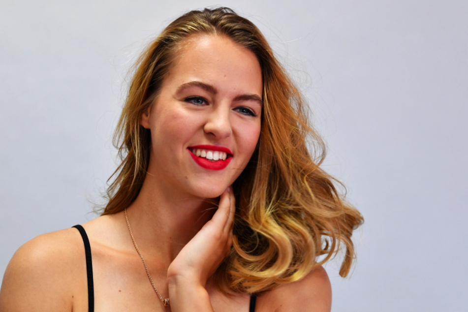 Lina-Marie Lieb präsentierte sich an ihrem 19. Geburtstag ganz brav.