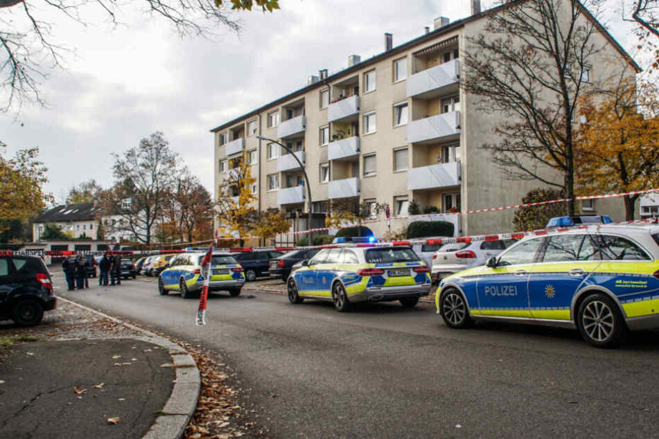 Zahlreiche Einsatzkräfte waren vor Ort in der Goldmühlestraße.