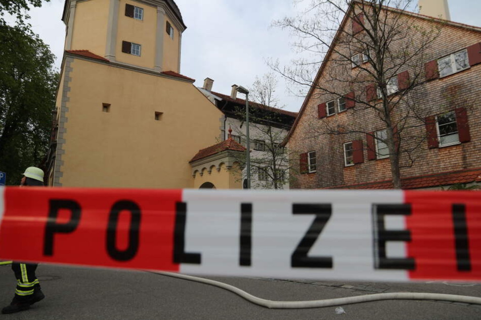Die Zangmeistraße im Memmingen wurde von der Polizei gesperrt.