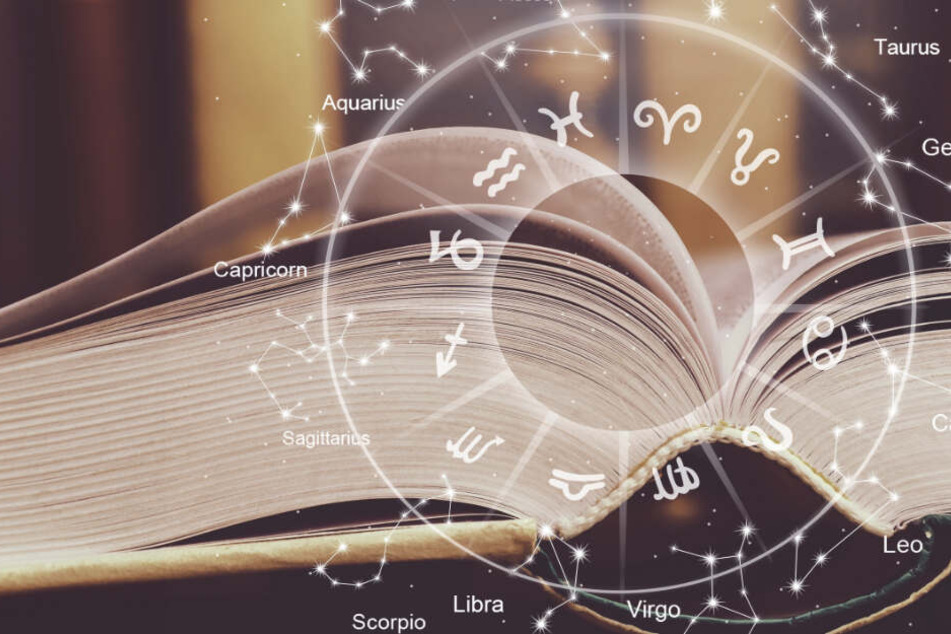 Astrologen lesen in den Sternenkonstellationen wie in einem Schicksalsbuch.