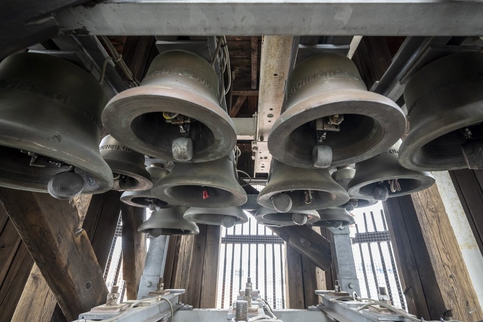 Das Glockenensemble besteht aus 25 Glocken.
