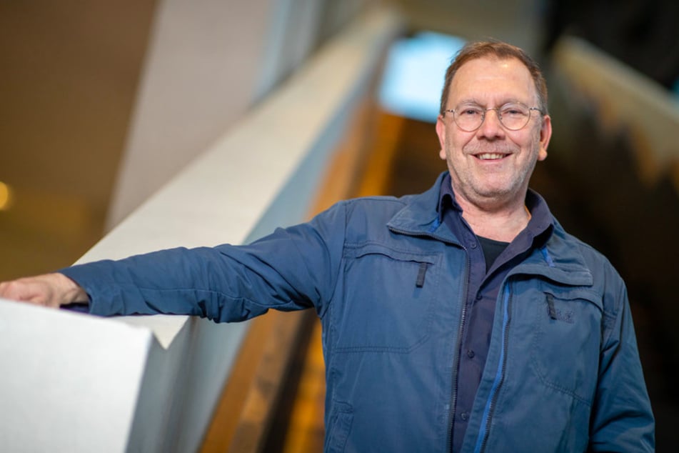 Rene Pollesch (58), Dramatiker und Theaterregisseur, steht im Schauspielhaus Nürnberg.