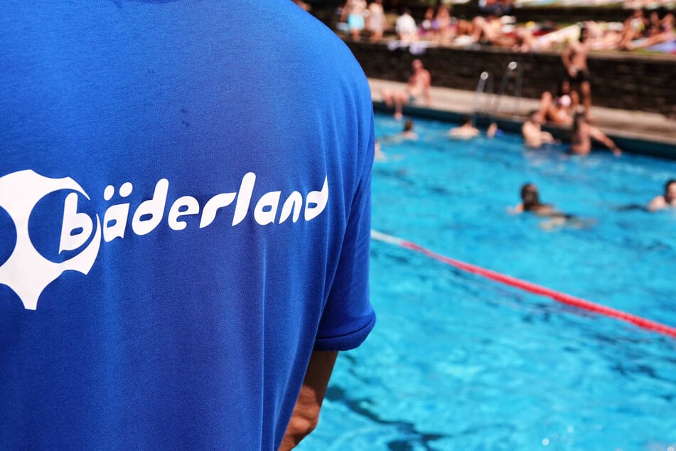 Wegen des schlechten Wetters bleiben die meisten Freibäder von Bäderland Hamburg erst mal geschlossen. (Symbolfoto)