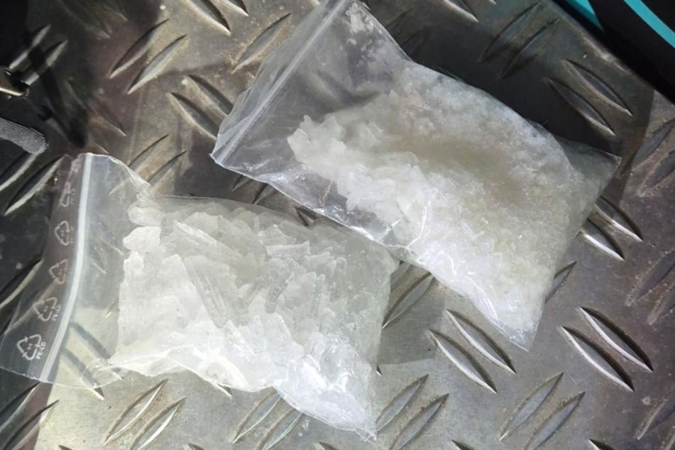 Die Polizisten fanden unter anderem 130 Gramm Crystal.