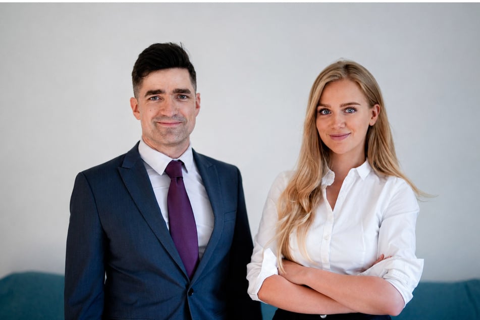 Haben den "Save Europe Act" ins Leben gerufen: die Aktivisten Martin Sellner (37, l.) und Eva Vlaardingerbroek (30, r.).