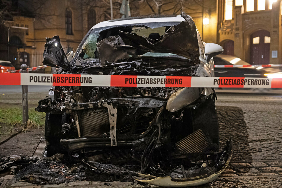 Autos in Kreuzberg angezündet: Mutmaßlicher Feuer-Schreck vor Gericht